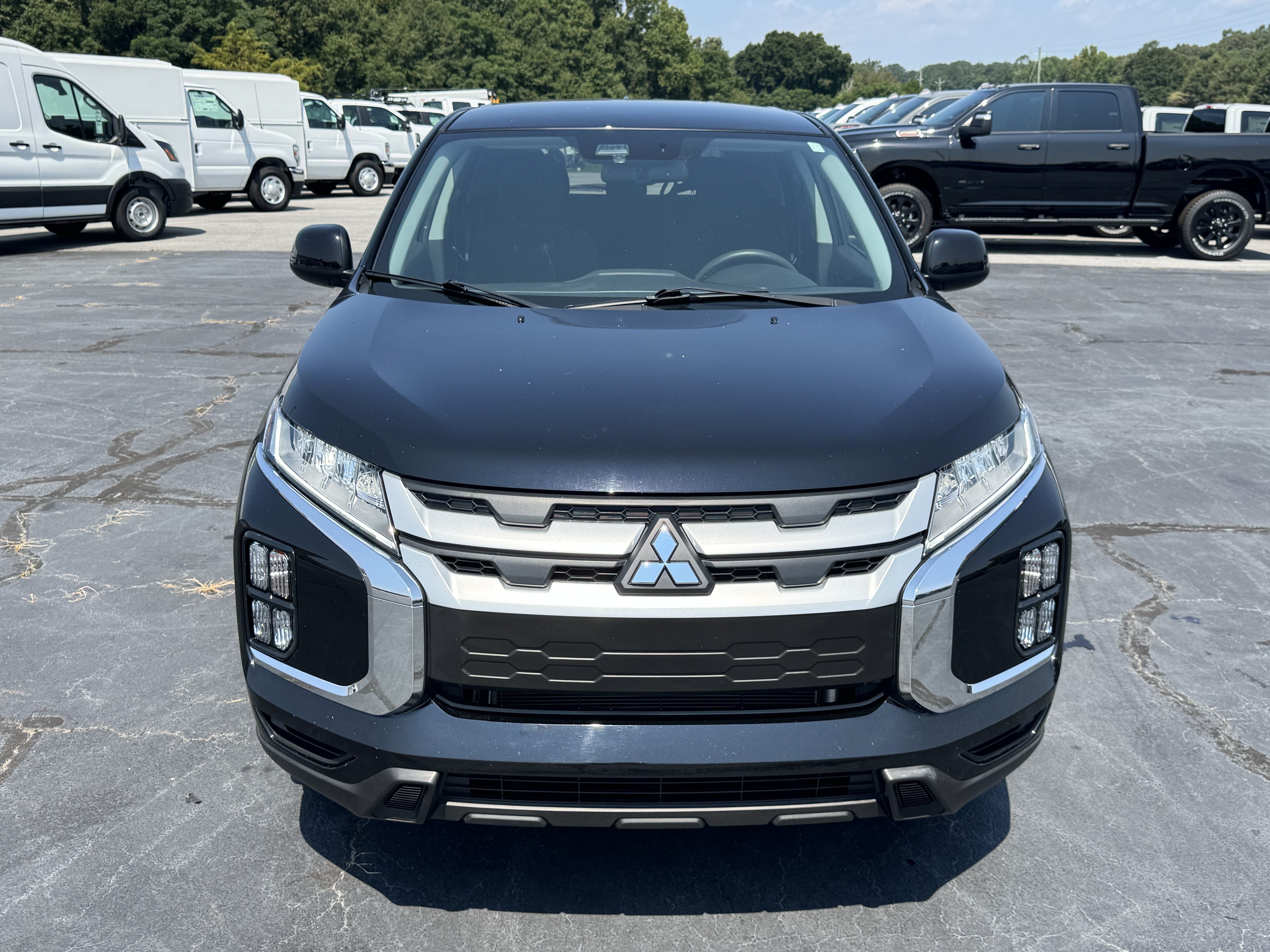 Used 2025 Mitsubishi Outlander Sport AWD image 3