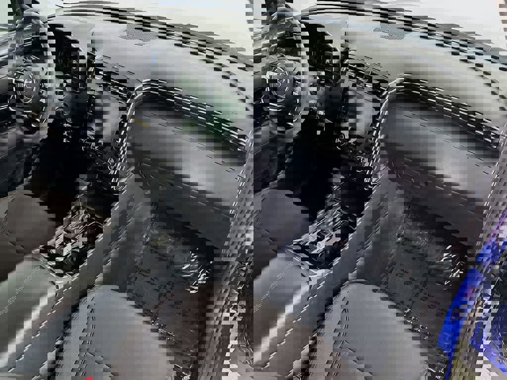 Used 2023 Hyundai Tucson SE image 30