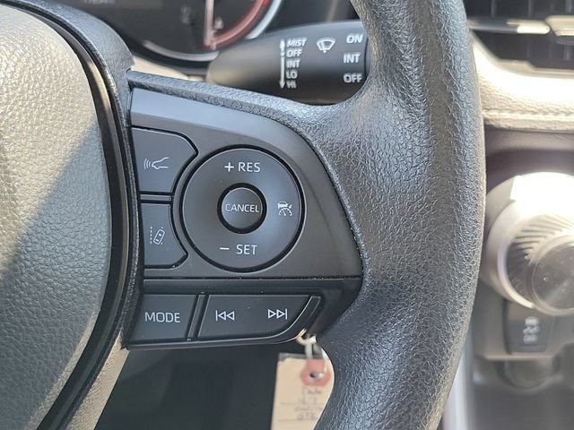 Used 2025 Toyota RAV4 LE AWD/4WD image 20