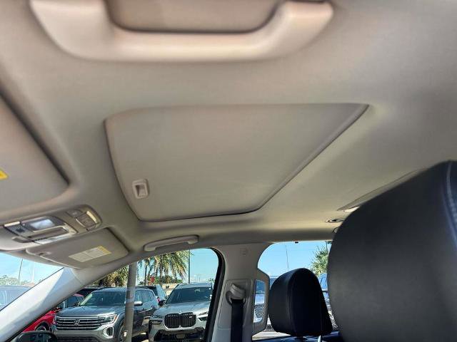 Used 2021 Kia Telluride EX w/ EX Premium Package FWD image 23