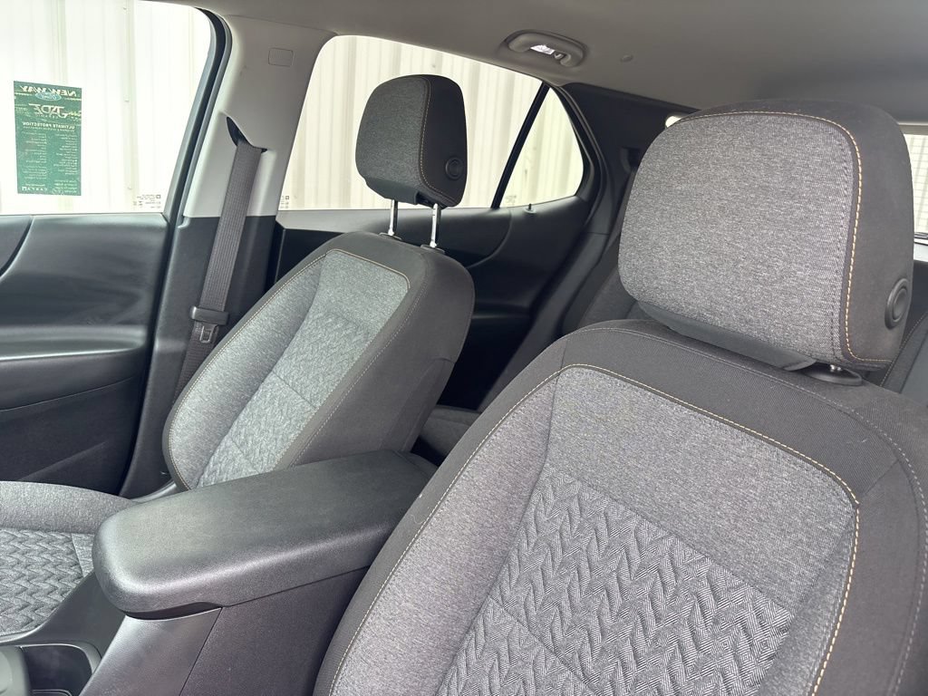 Used 2023 Chevrolet Equinox LT AWD/4WD image 21