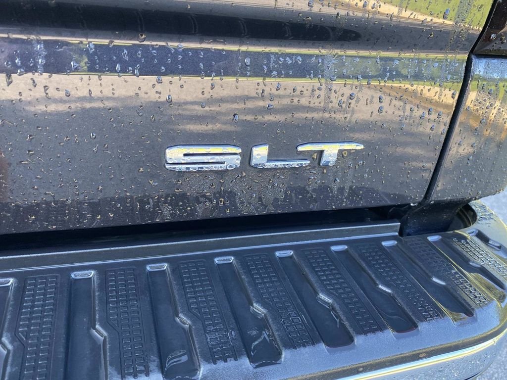 Used 2025 GMC Sierra 1500 SLT AWD/4WD image 5