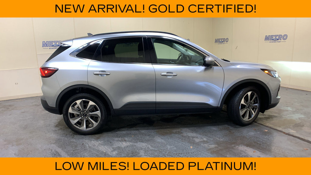 Certified 2023 Ford Escape Platinum w/ Premium Technology Package AWD/4WD image 2
