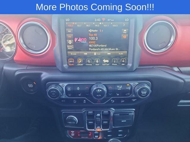 Used 2021 Jeep Wrangler Unlimited Rubicon w/ Dual Top Group AWD/4WD image 17