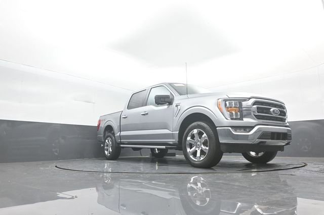 Certified 2022 Ford F150 XLT w/ Equipment Group 302A High image 25