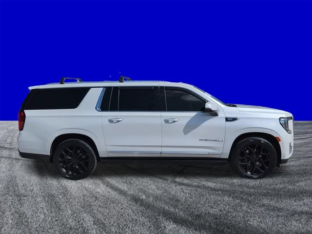Used 2021 GMC Yukon XL Denali w/ Denali Ultimate Package AWD/4WD image 3