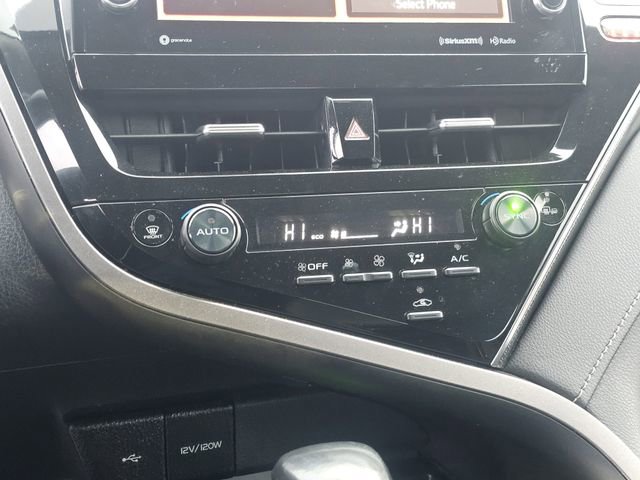 Used 2023 Toyota Camry XSE image 18