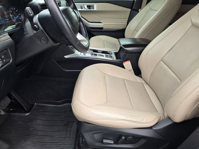 Certified 2021 Ford Explorer Limited w/ Equipment Group 301A RWD image 12