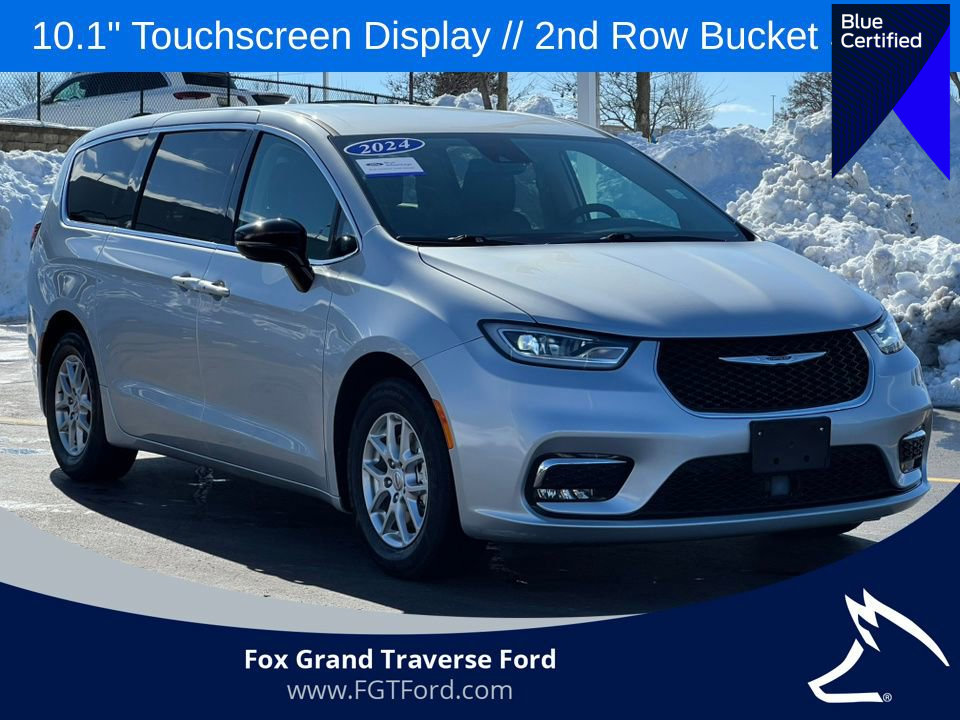 Used 2024 Chrysler Pacifica Touring-L