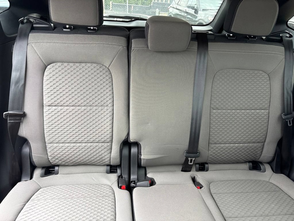 Certified 2022 Ford Escape SE w/ SE Sport Appearance Package AWD/4WD image 9