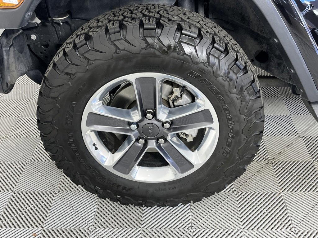 Used 2020 Jeep Wrangler Unlimited Sahara image 8