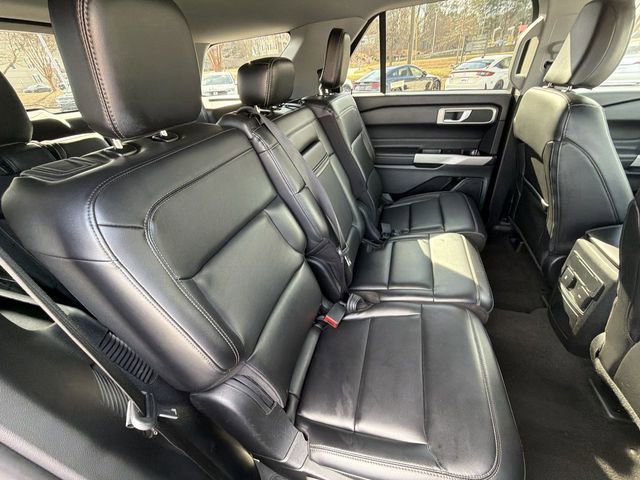 Certified 2024 Ford Explorer XLT w/ Equipment Group 202A image 27