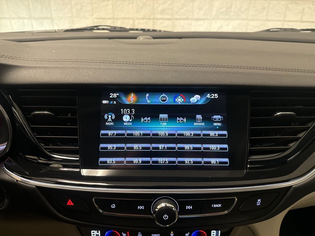 Used 2018 Buick Regal Essence w/ Driver Confidence Package #1 image 19