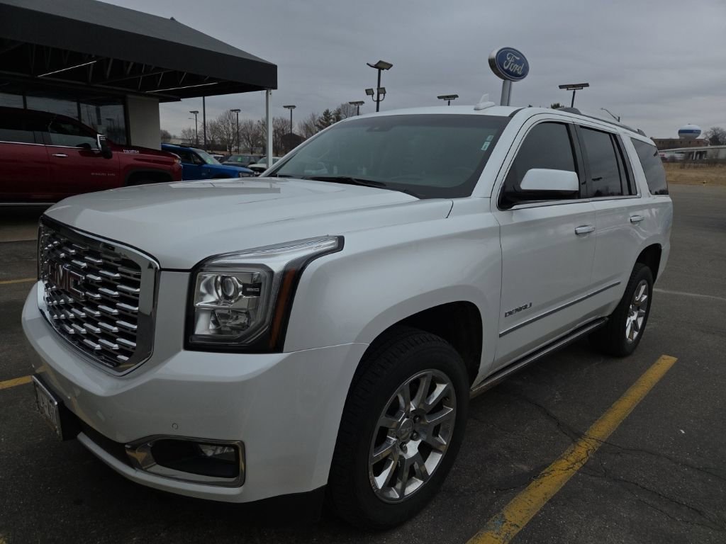 Used 2018 GMC Yukon Denali image 1
