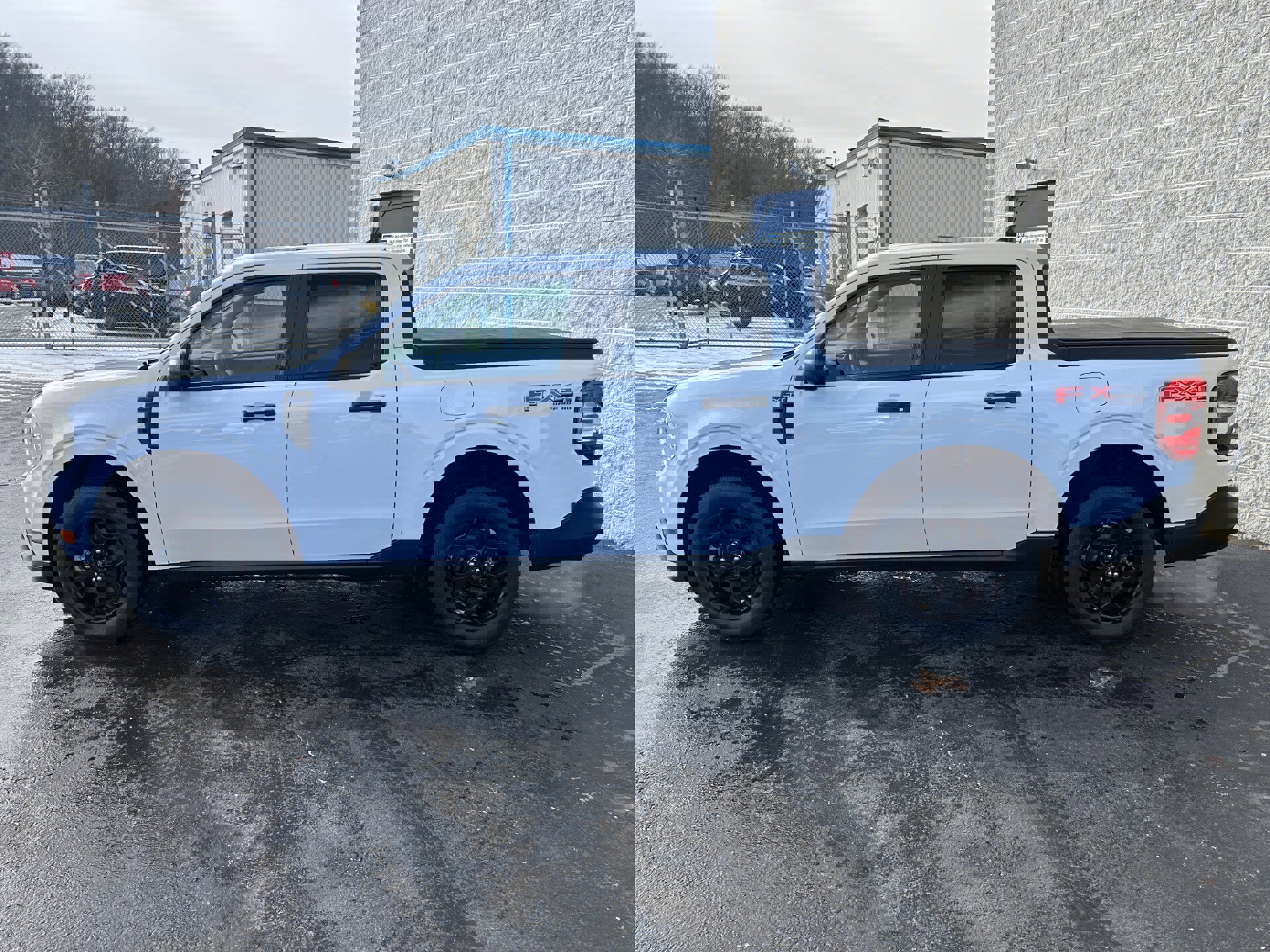 Certified 2022 Ford Maverick XLT w/ Equipment Group 300A Standard image 4