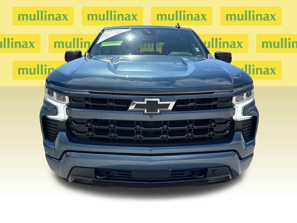 Used 2024 Chevrolet Silverado 1500 RST w/ Convenience Package II RWD image 11