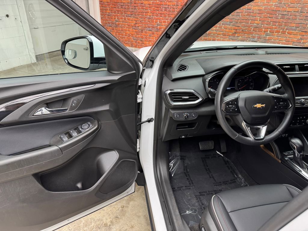 Used 2023 Chevrolet TrailBlazer ACTIV AWD/4WD image 9