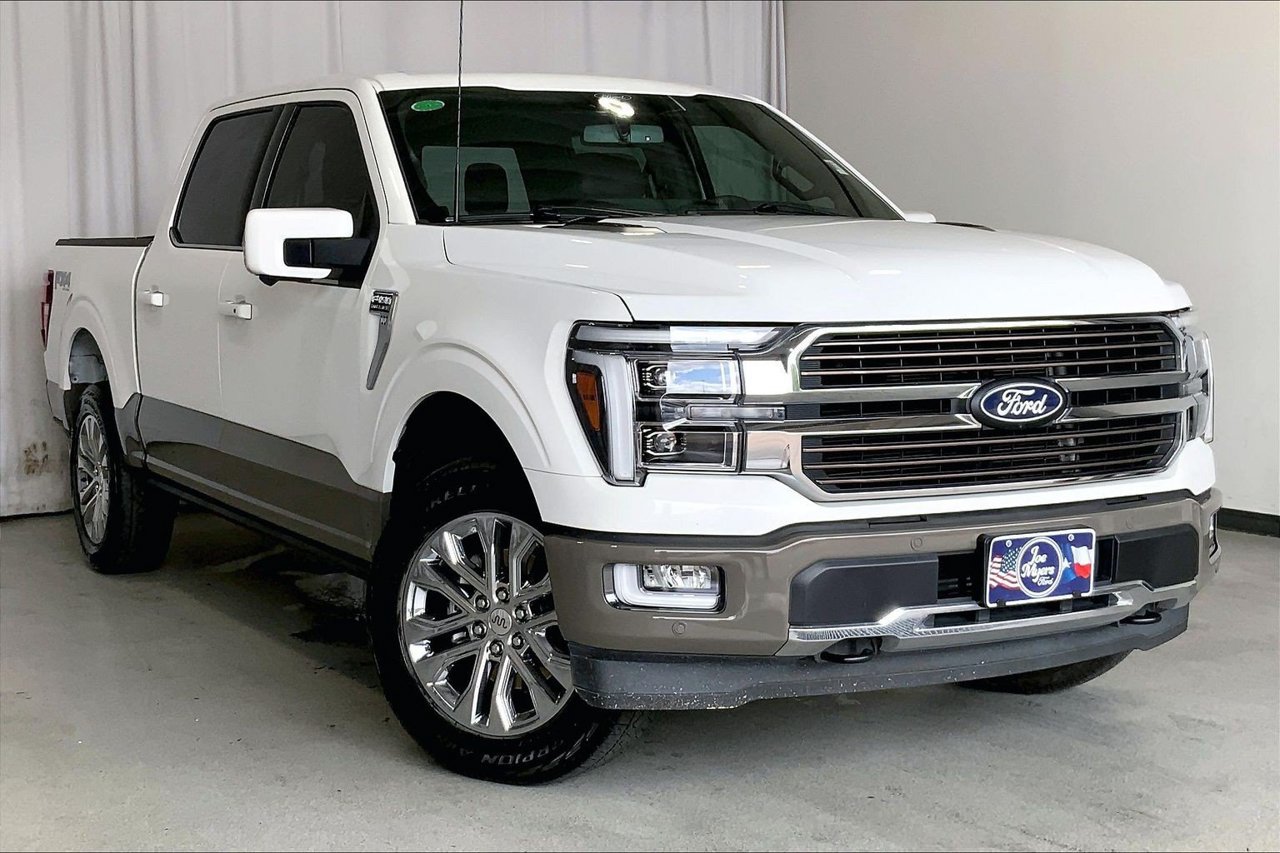Certified 2025 Ford F150 King Ranch w/ FX4 Off-Road Package AWD/4WD image 34