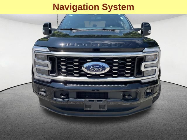 Certified 2025 Ford F450 Platinum w/ FX4 Off-Road Package AWD/4WD image 4