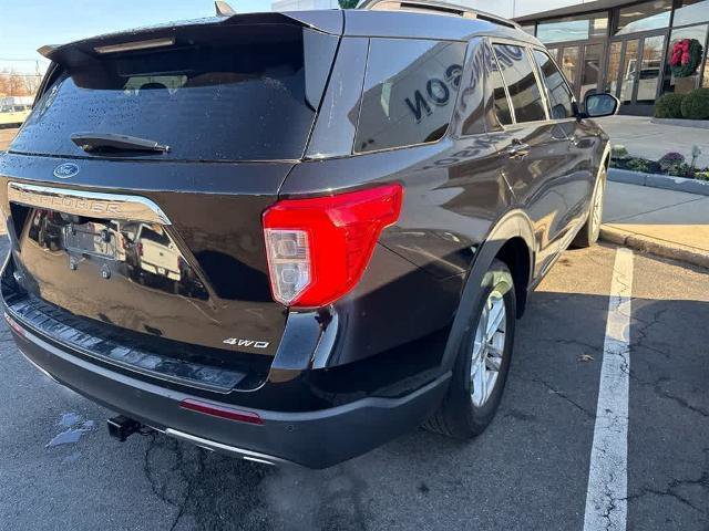 Certified 2021 Ford Explorer XLT w/ Equipment Group 202A image 7