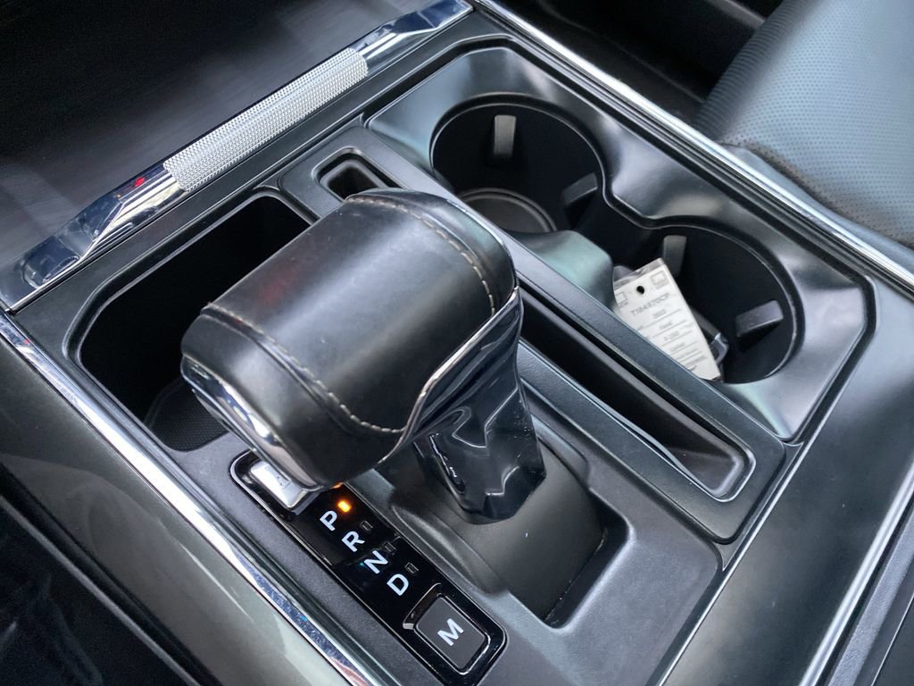 Certified 2023 Ford F150 Lariat w/ Equipment Group 502A High image 28