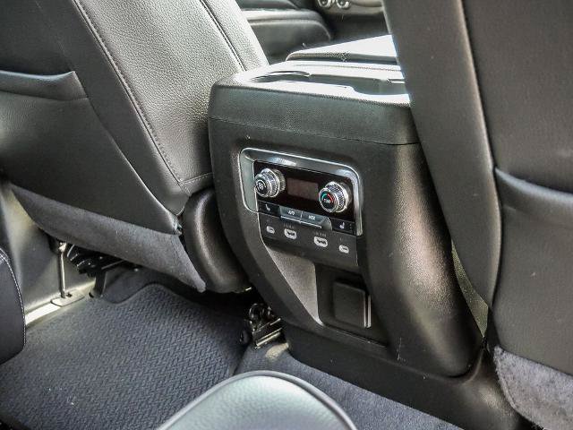 Used 2024 GMC Yukon Denali w/ Advanced Technology Package AWD/4WD image 26