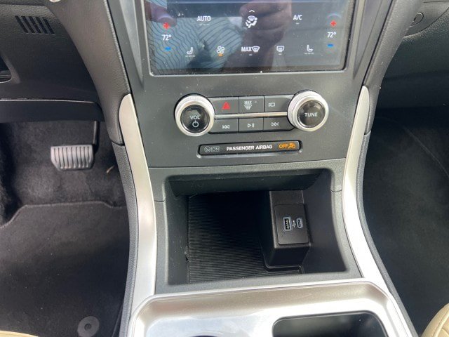 Certified 2024 Ford Edge SEL AWD/4WD image 19