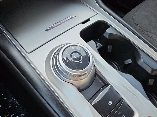 Certified 2024 Ford Explorer XLT RWD image 23