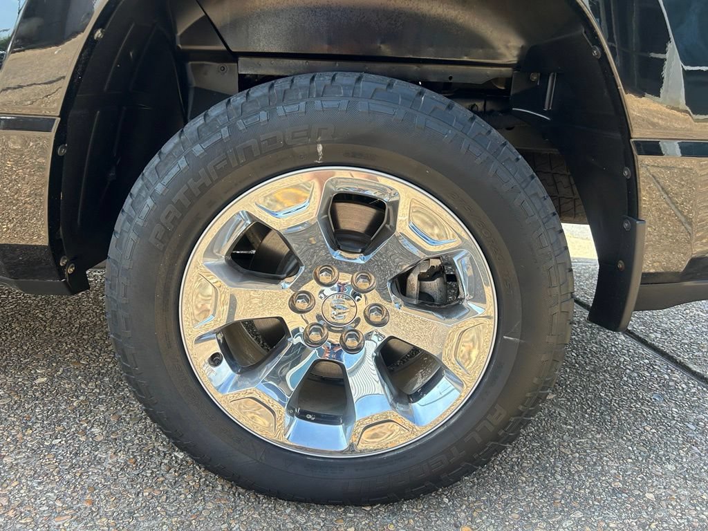 Used 2022 RAM 1500 Big Horn AWD/4WD image 32