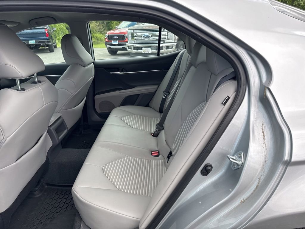 Used 2024 Toyota Camry SE AWD/4WD image 7