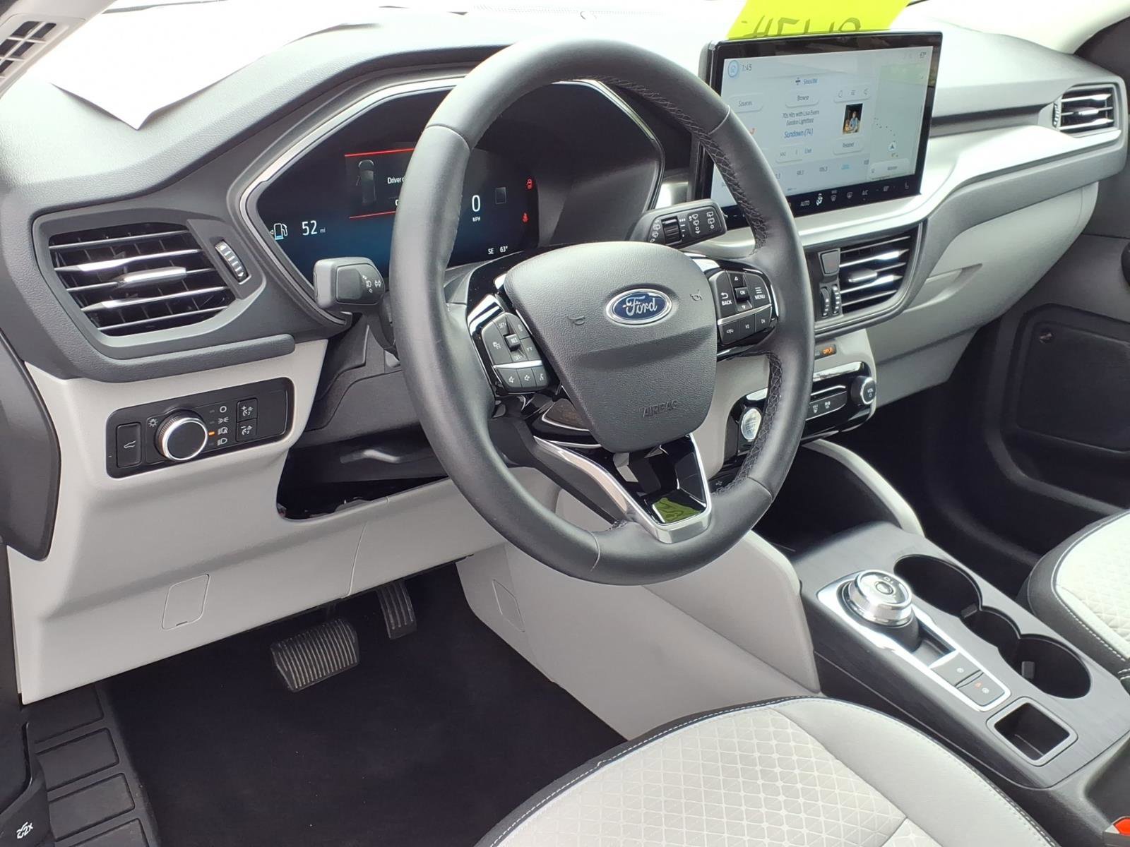 Certified 2024 Ford Escape Active w/ Tech Pack #2 AWD/4WD image 17