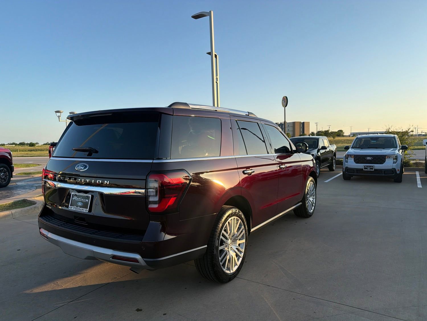 Certified 2024 Ford Expedition Limited RWD image 5