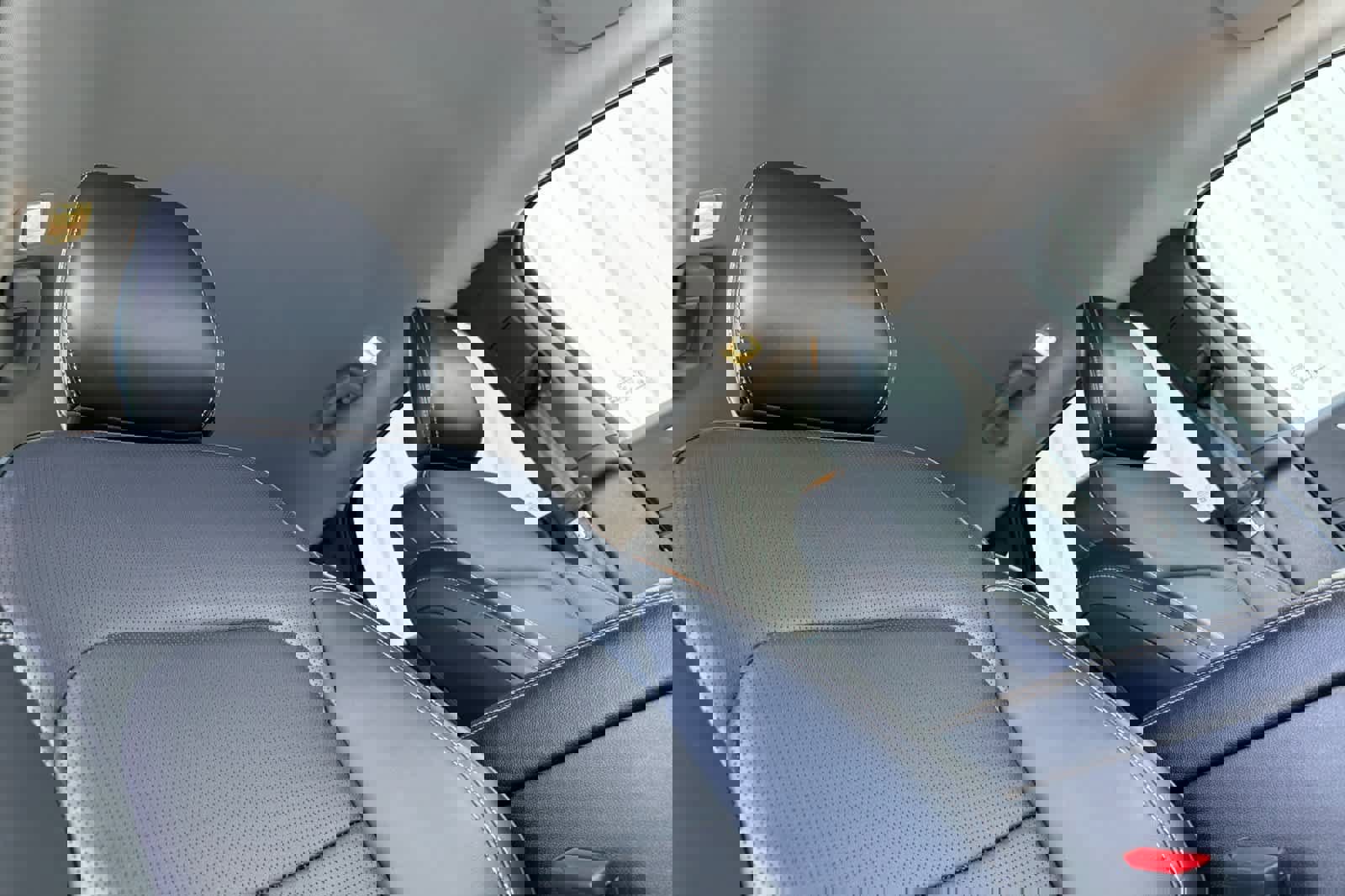 Certified 2025 Ford Escape Platinum image 17