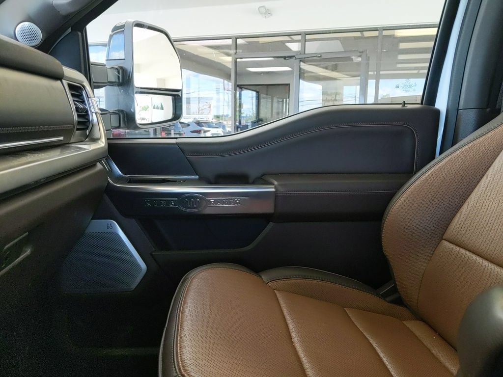 Certified 2024 Ford F250 King Ranch AWD/4WD image 30