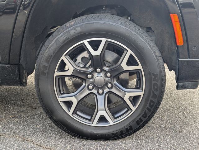 Used 2023 Jeep Wagoneer Series III w/ Preferred Equipment Group image 11