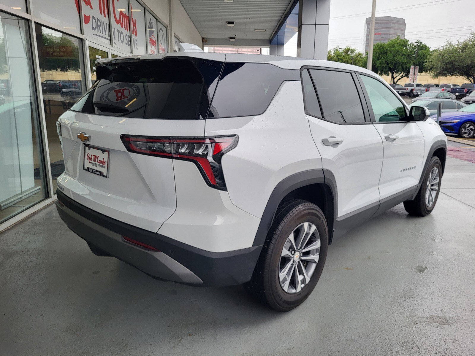 Used 2026 Chevrolet Equinox LT w/ Safety and Technology Package image 3