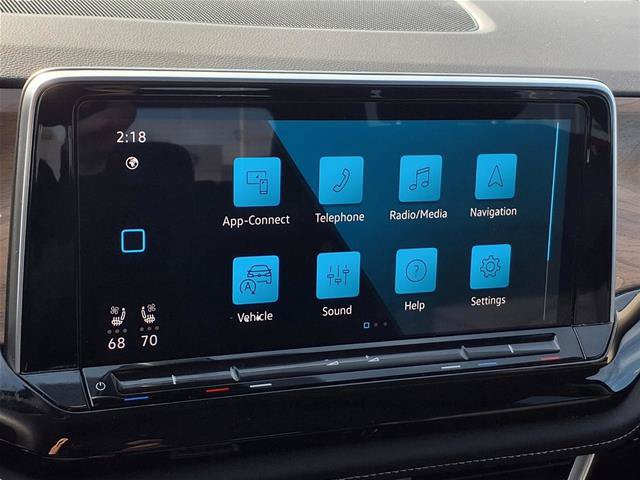 Used 2025 Volkswagen Atlas SE AWD/4WD image 6