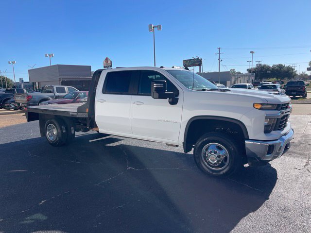 Used 2024 Chevrolet Silverado 3500 LT AWD/4WD image 8