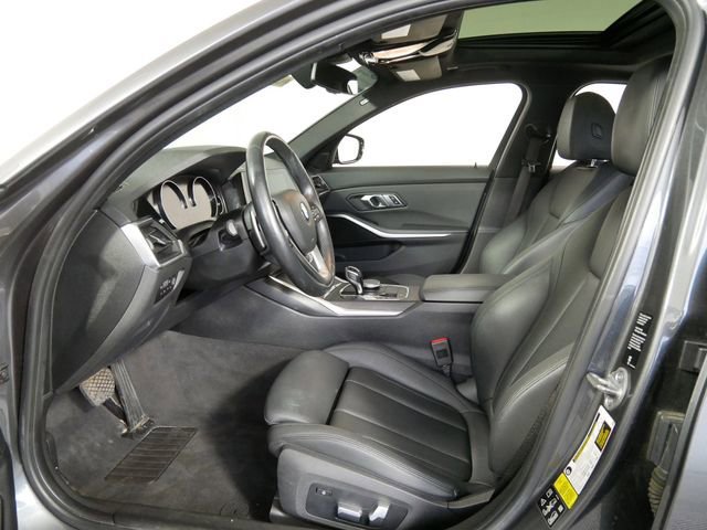 Used 2020 BMW 330i xDrive Sedan w/ Driving Assistance Package image 15