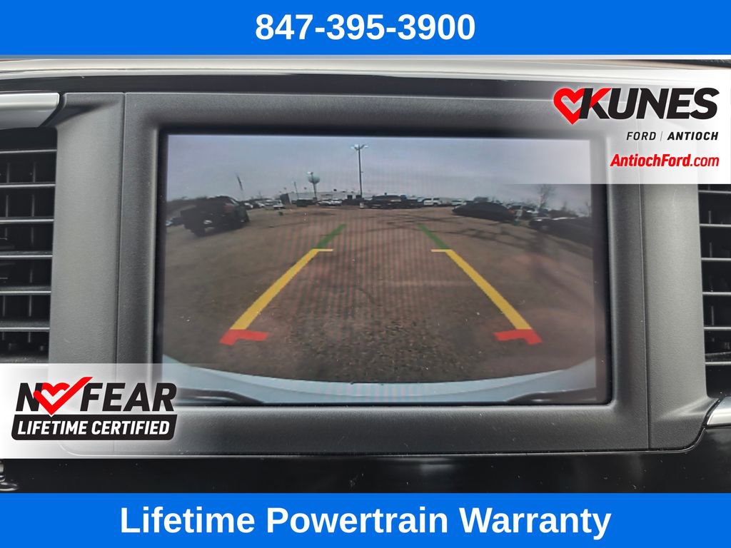 Used 2022 Chrysler Voyager LX FWD image 44