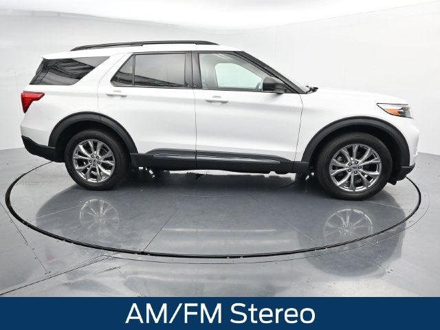 Certified 2021 Ford Explorer XLT w/ Equipment Group 202A AWD/4WD image 12