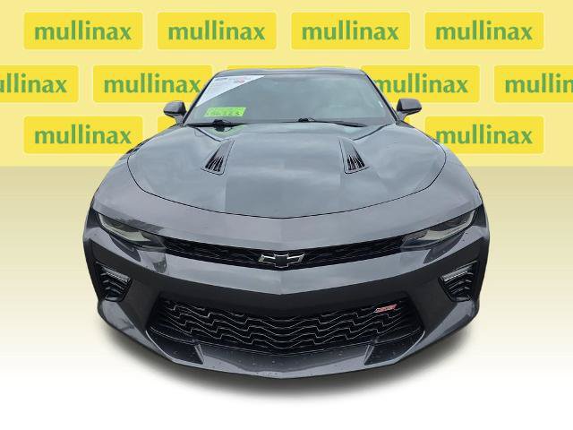 Used 2018 Chevrolet Camaro SS RWD image 16