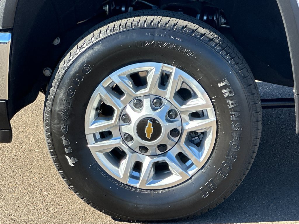 Used 2025 Chevrolet Silverado 2500 LT w/ Convenience Package AWD/4WD image 23