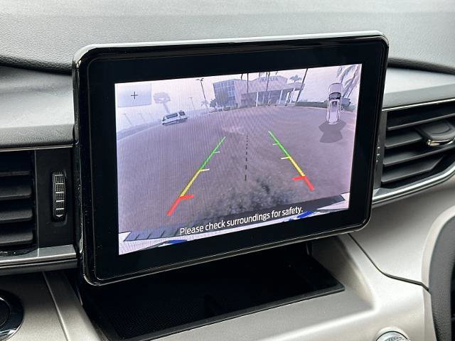 Certified 2022 Ford Explorer XLT w/ Equipment Group 202A image 19