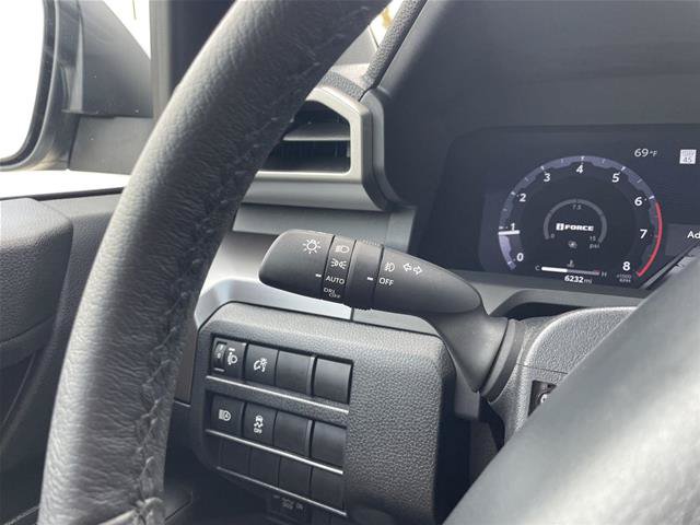 Used 2024 Toyota Tacoma TRD Off-Road AWD/4WD image 16
