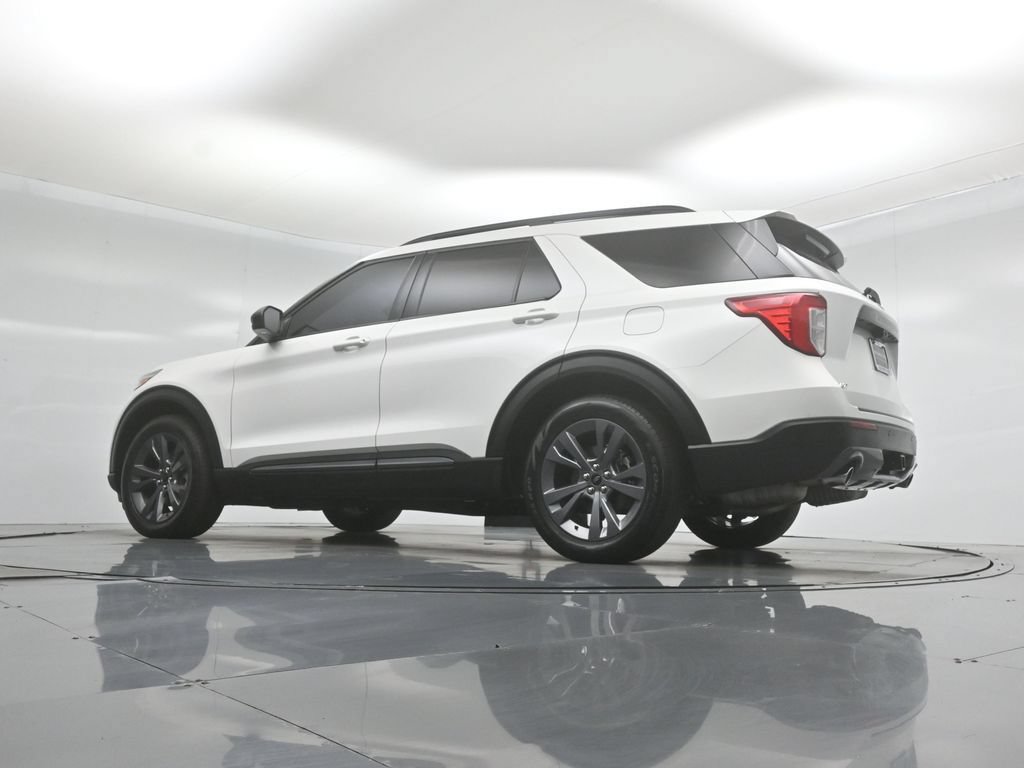Certified 2023 Ford Explorer XLT w/ Equipment Group 202A RWD image 49