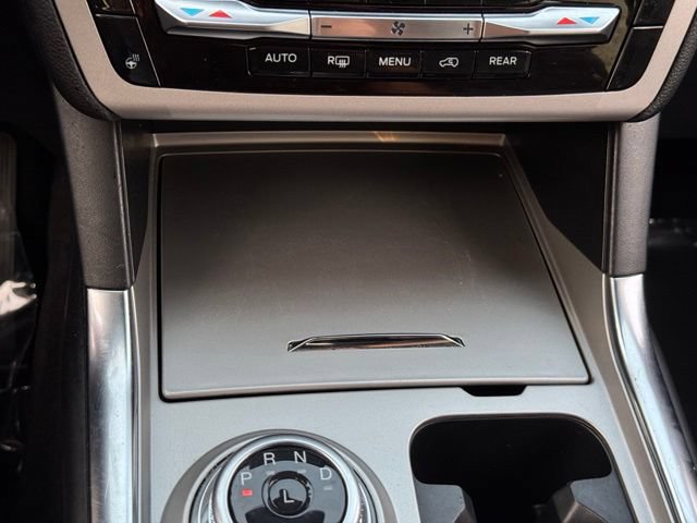 Certified 2023 Ford Explorer XLT w/ Equipment Group 202A AWD/4WD image 15