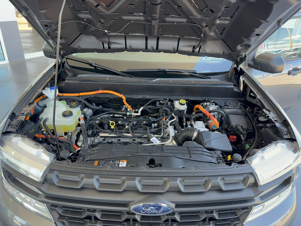 Certified 2023 Ford Maverick XL FWD image 33