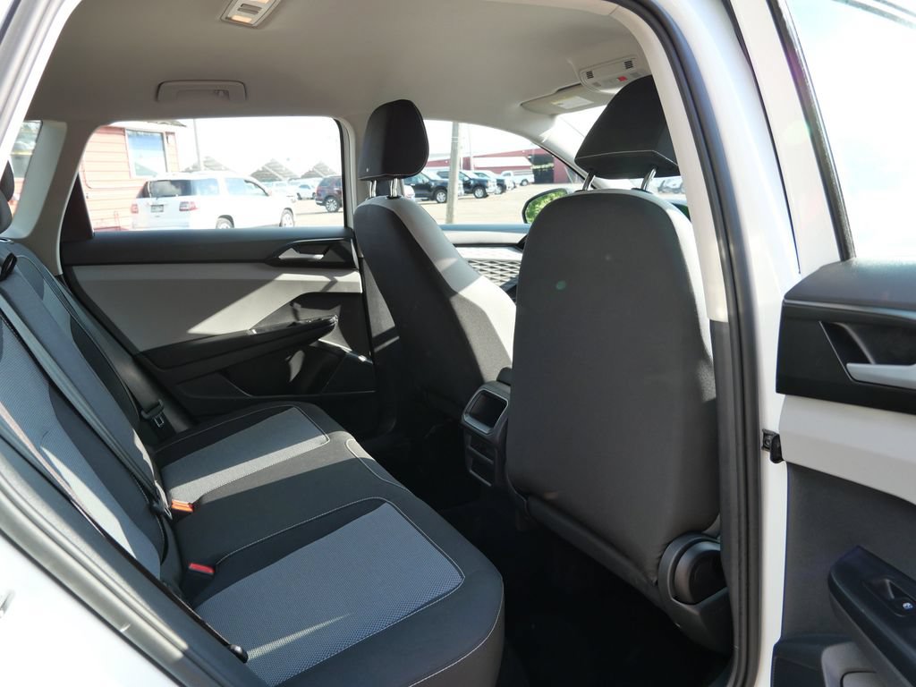 Used 2022 Volkswagen Taos S AWD/4WD image 13