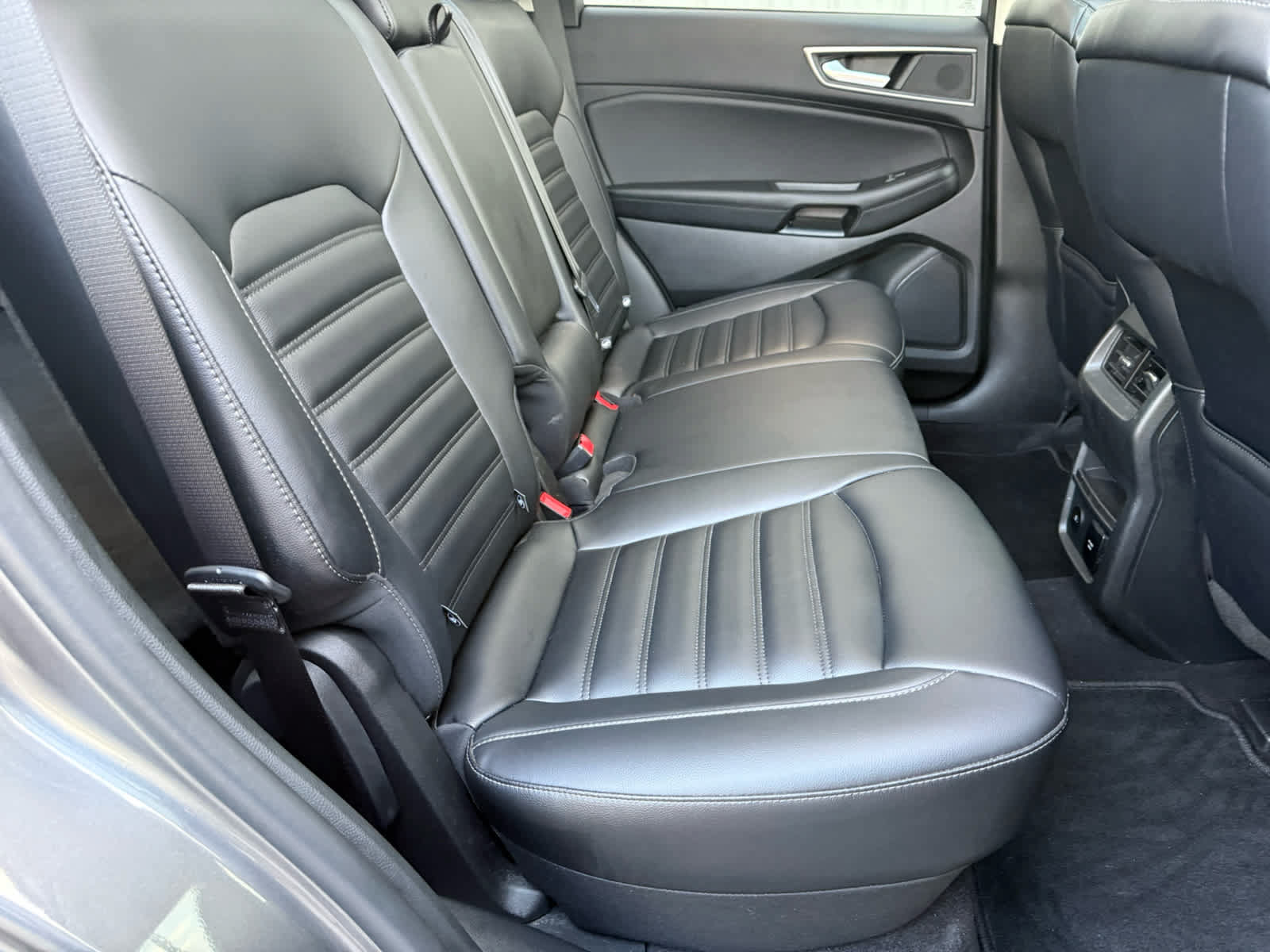 Certified 2023 Ford Edge SEL w/ Convenience Package AWD/4WD image 7